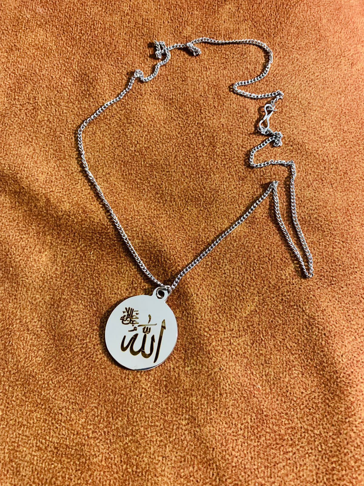 Round Shape Locket Shop360